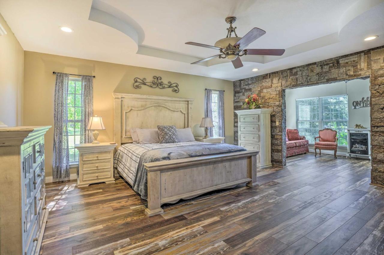 Spacious Group-Friendly Georgia Home On Lake Trenton Exterior photo