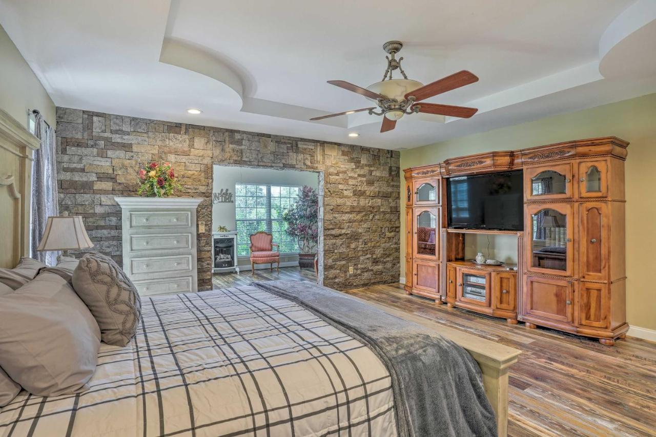 Spacious Group-Friendly Georgia Home On Lake Trenton Exterior photo